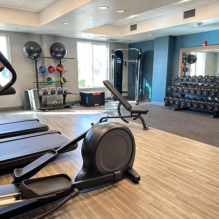 Hampton Inn & Suites Lathrop Bagian luar foto