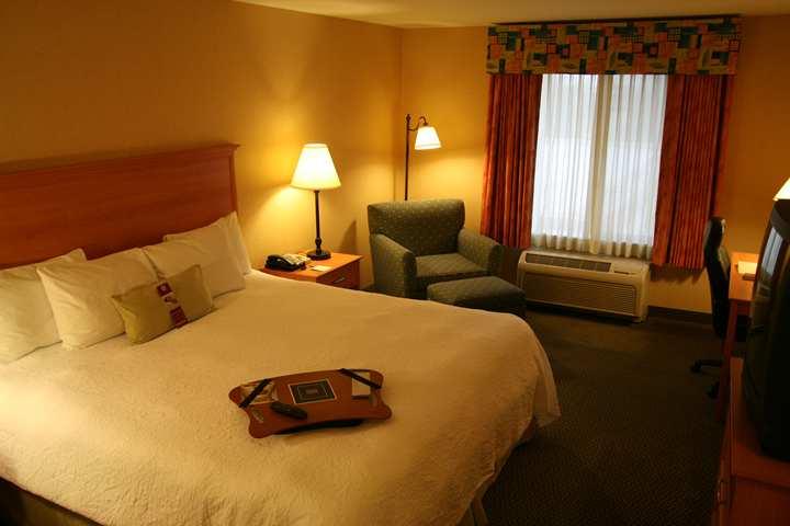 Hampton Inn & Suites Lathrop Bagian luar foto