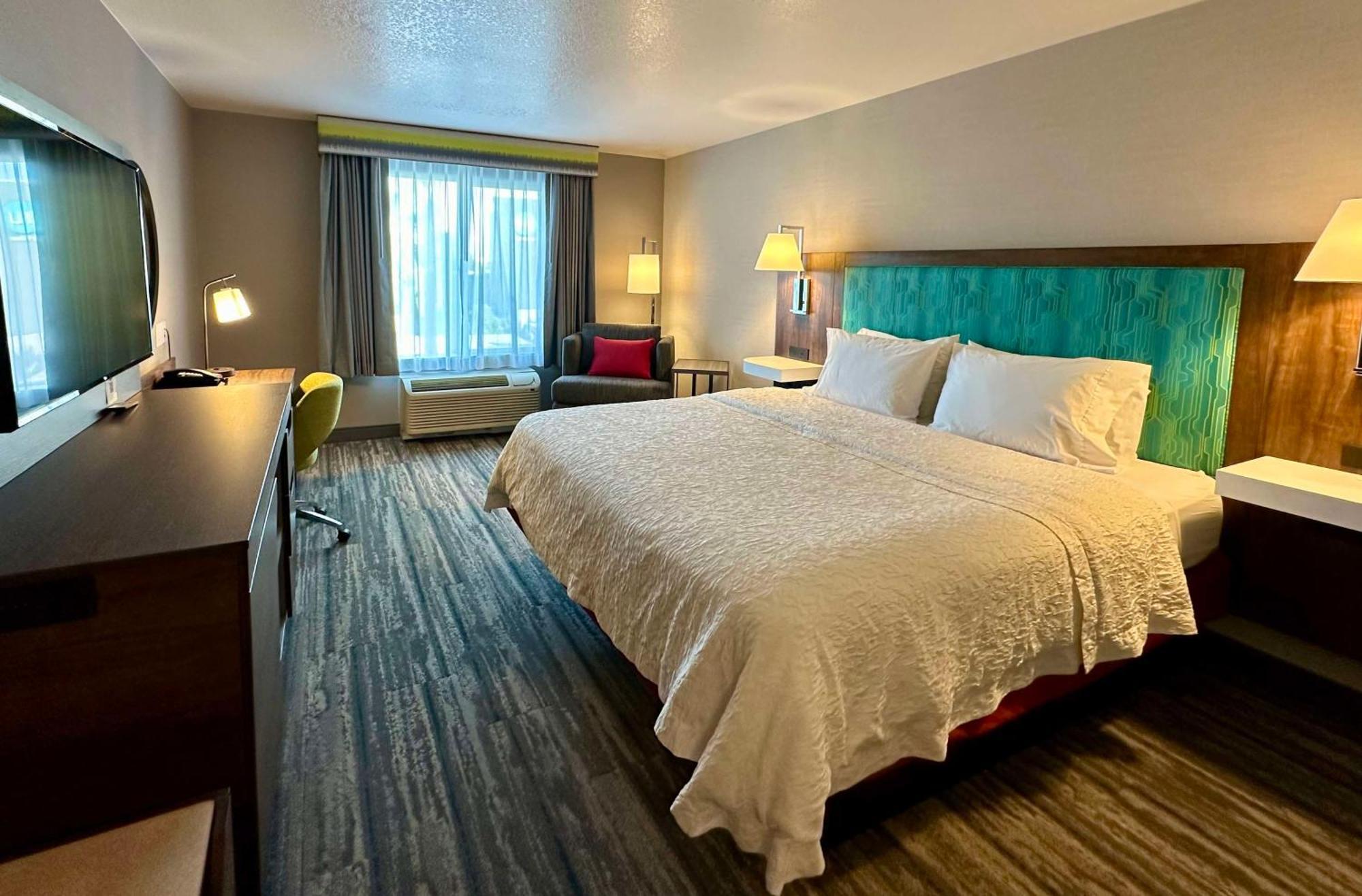 Hampton Inn & Suites Lathrop Bagian luar foto