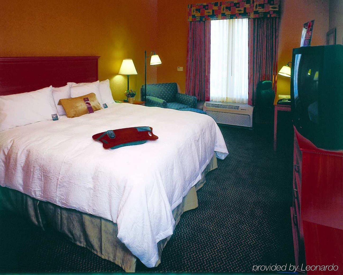 Hampton Inn & Suites Lathrop Ruang foto