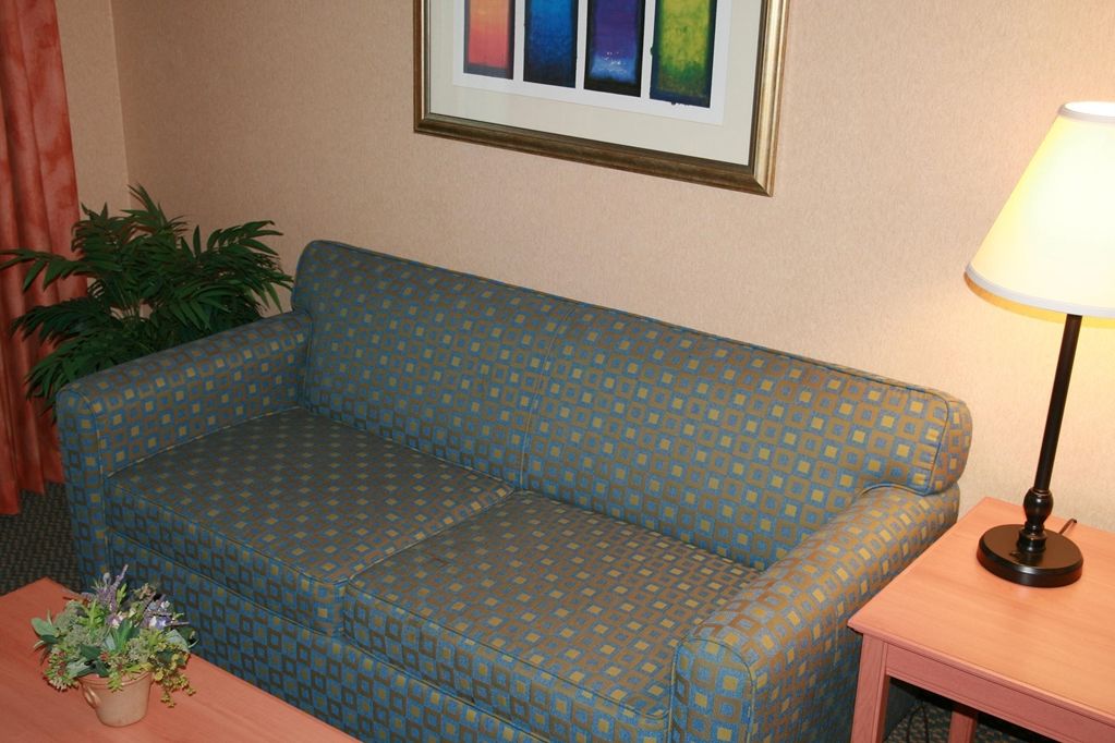 Hampton Inn & Suites Lathrop Ruang foto